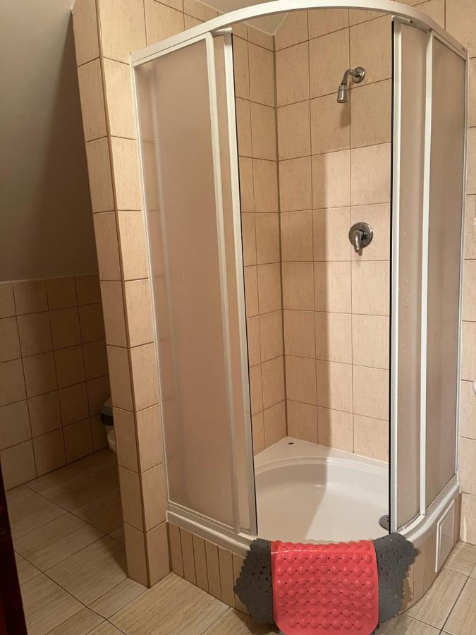 Penzion Serafin 鲁容贝罗克 外观 照片